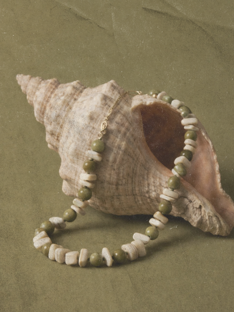 Collares